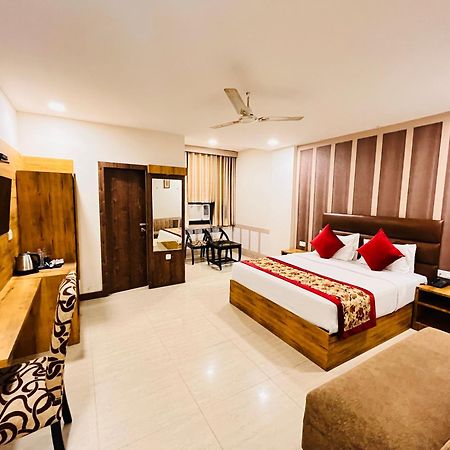 Ashoka Hotel Karol Bagh Delhi نيودلهي المظهر الخارجي الصورة