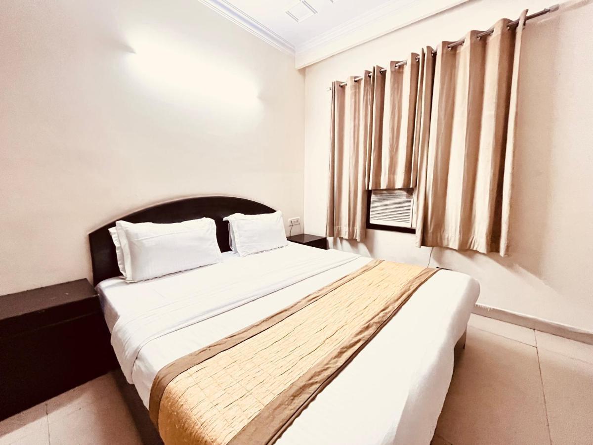 Ashoka Hotel Karol Bagh Delhi نيودلهي المظهر الخارجي الصورة