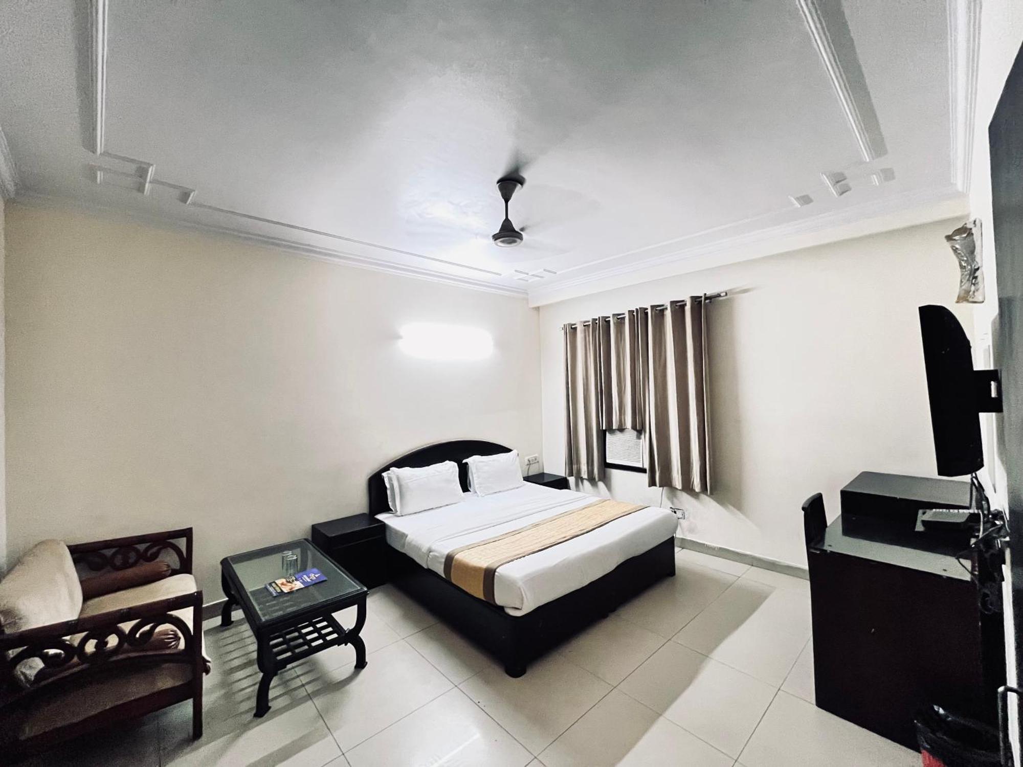 Ashoka Hotel Karol Bagh Delhi نيودلهي المظهر الخارجي الصورة