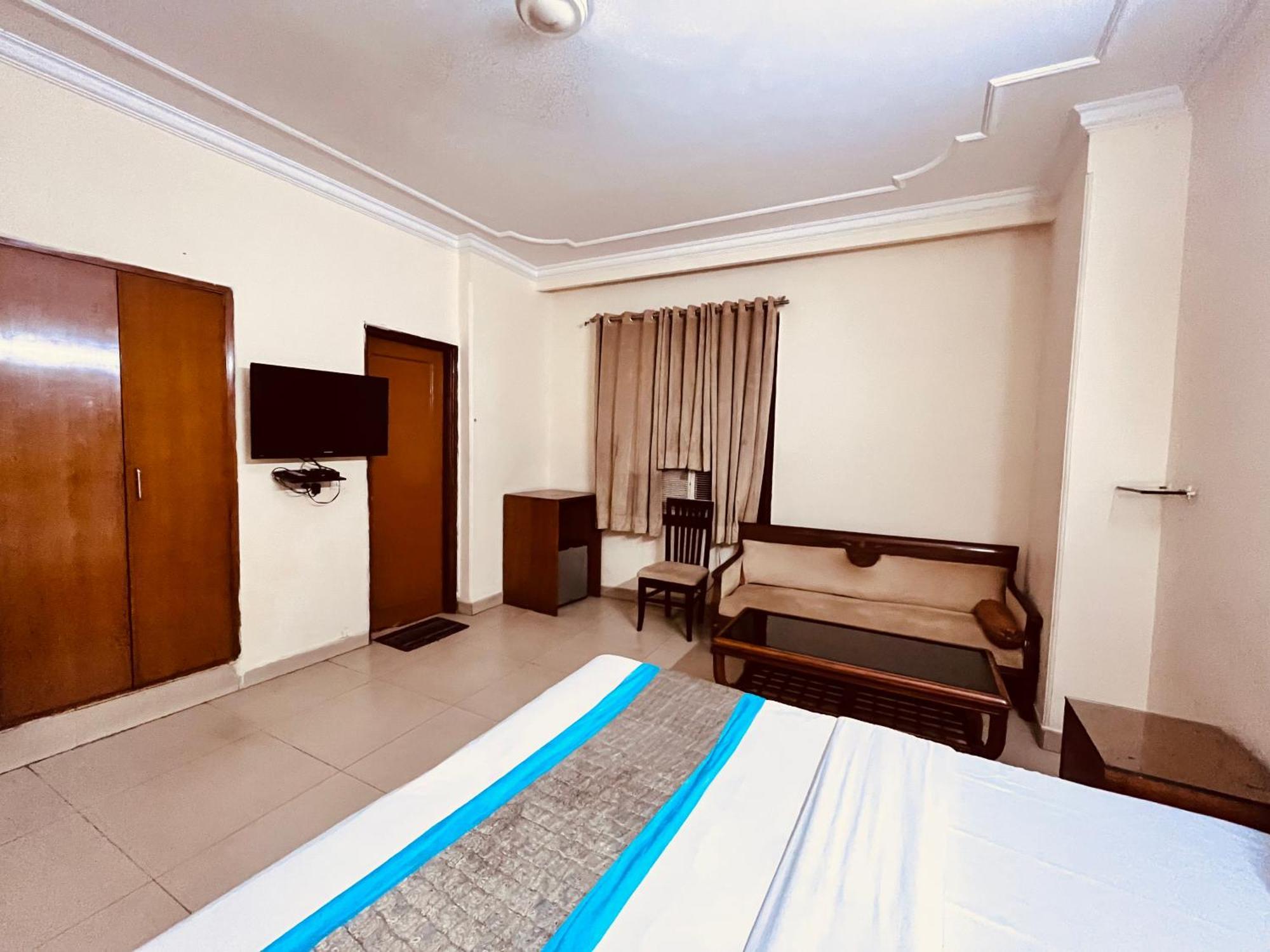Ashoka Hotel Karol Bagh Delhi نيودلهي المظهر الخارجي الصورة